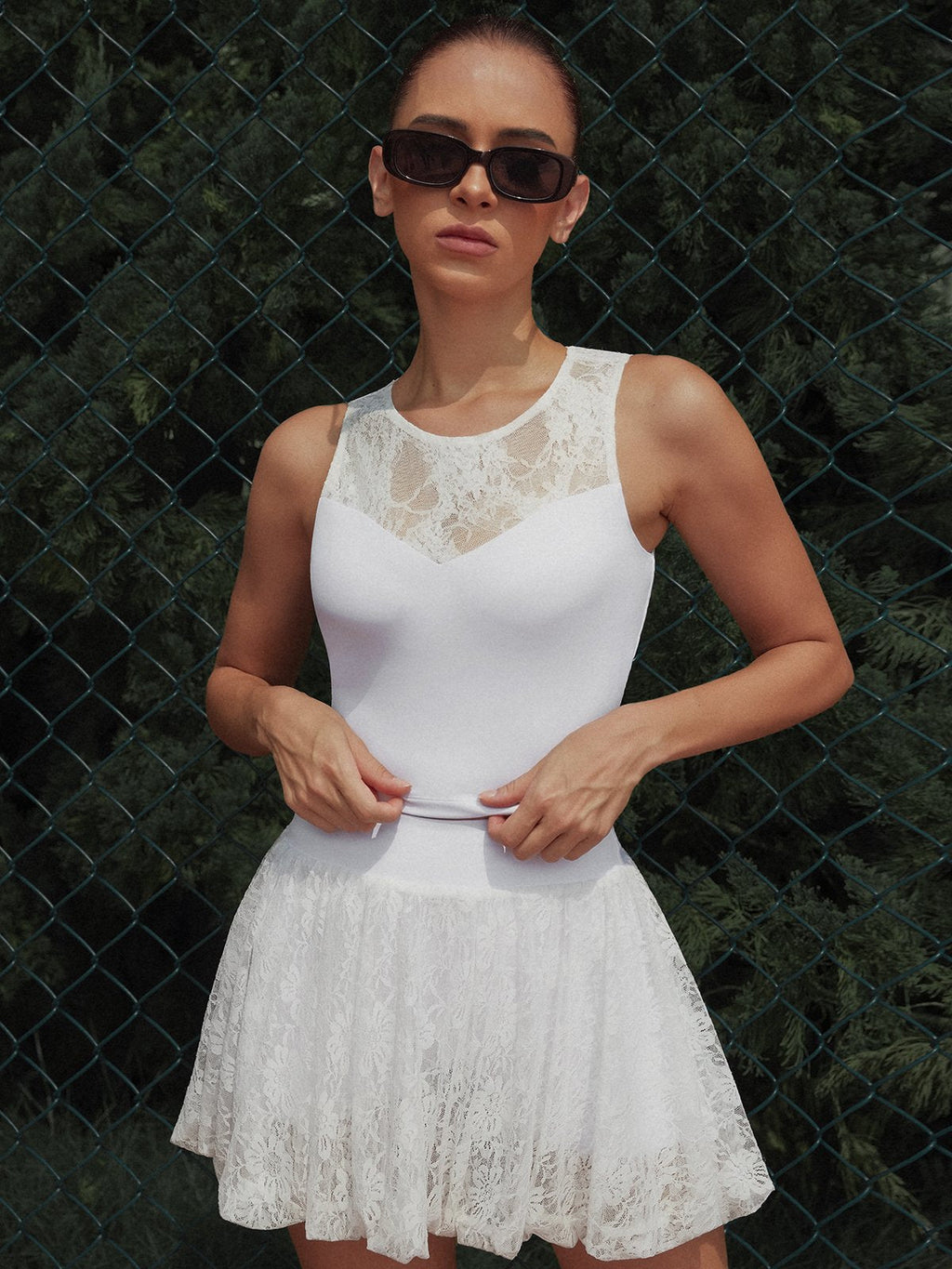 Lace Splicing Crew Neck Crop Tank Top