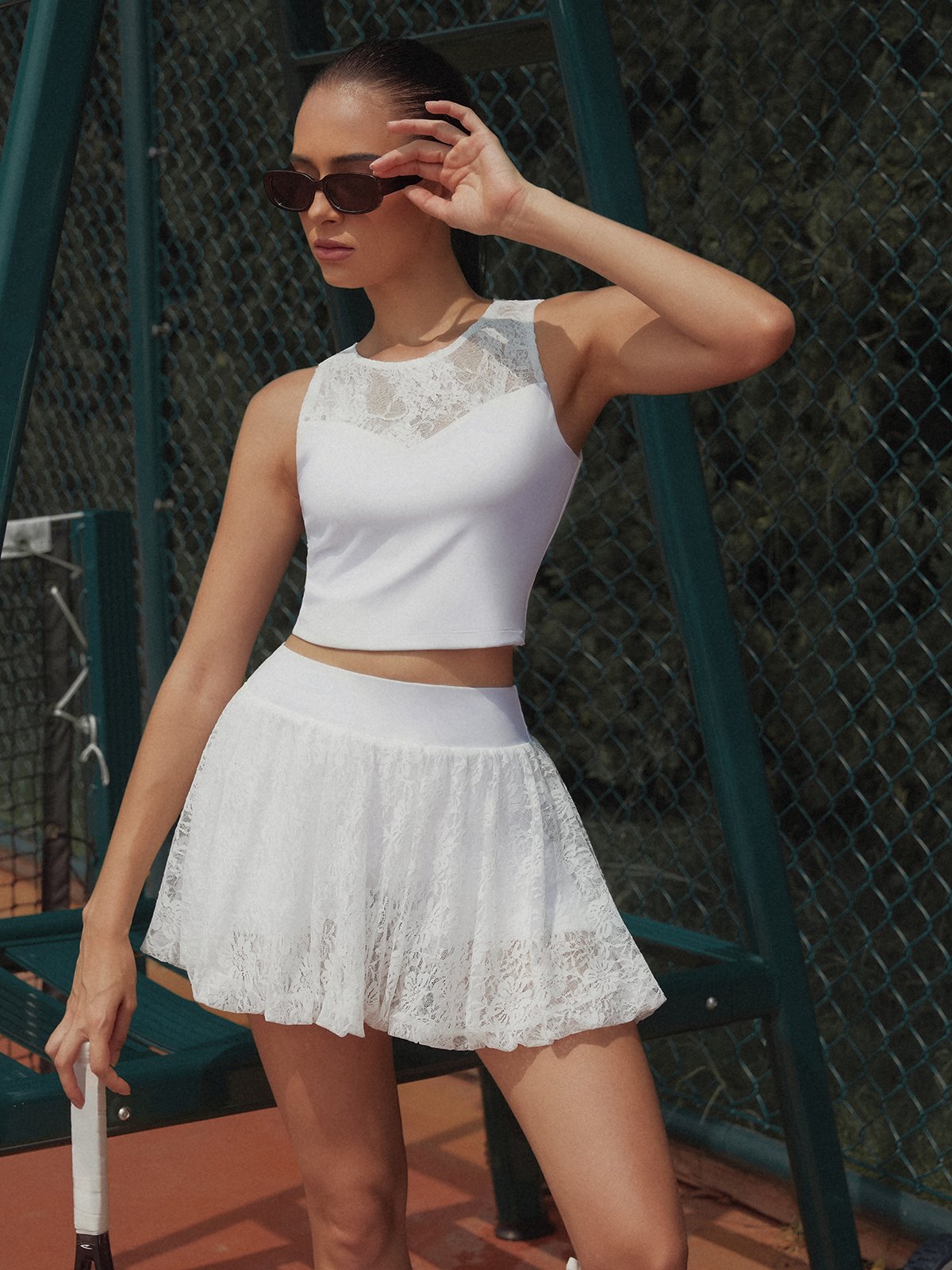 Lace Splicing Crew Neck Crop Tank Top