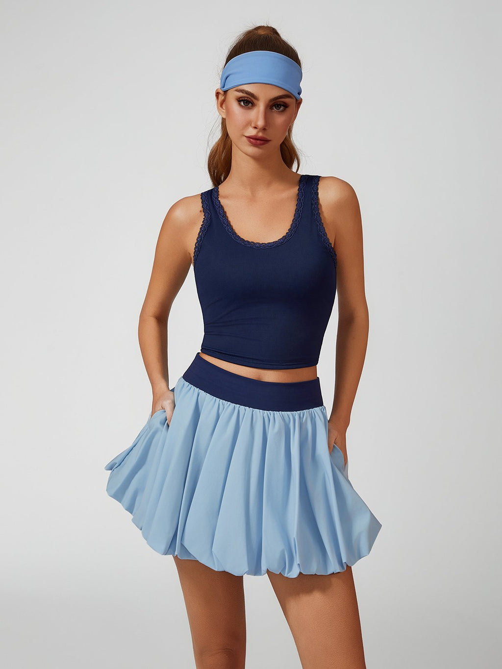 Light-to-medium Support Straps Lace Trim Crop Tank Top Purplish Blue